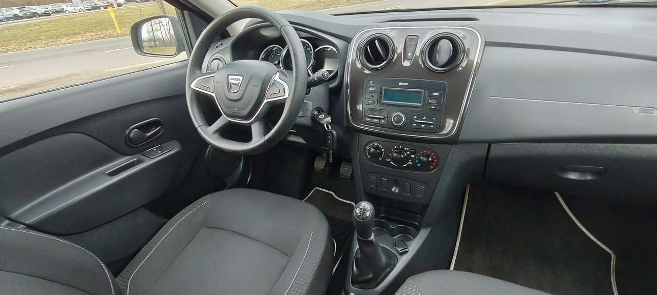 Dacia Sandero - Zdjęcie 7