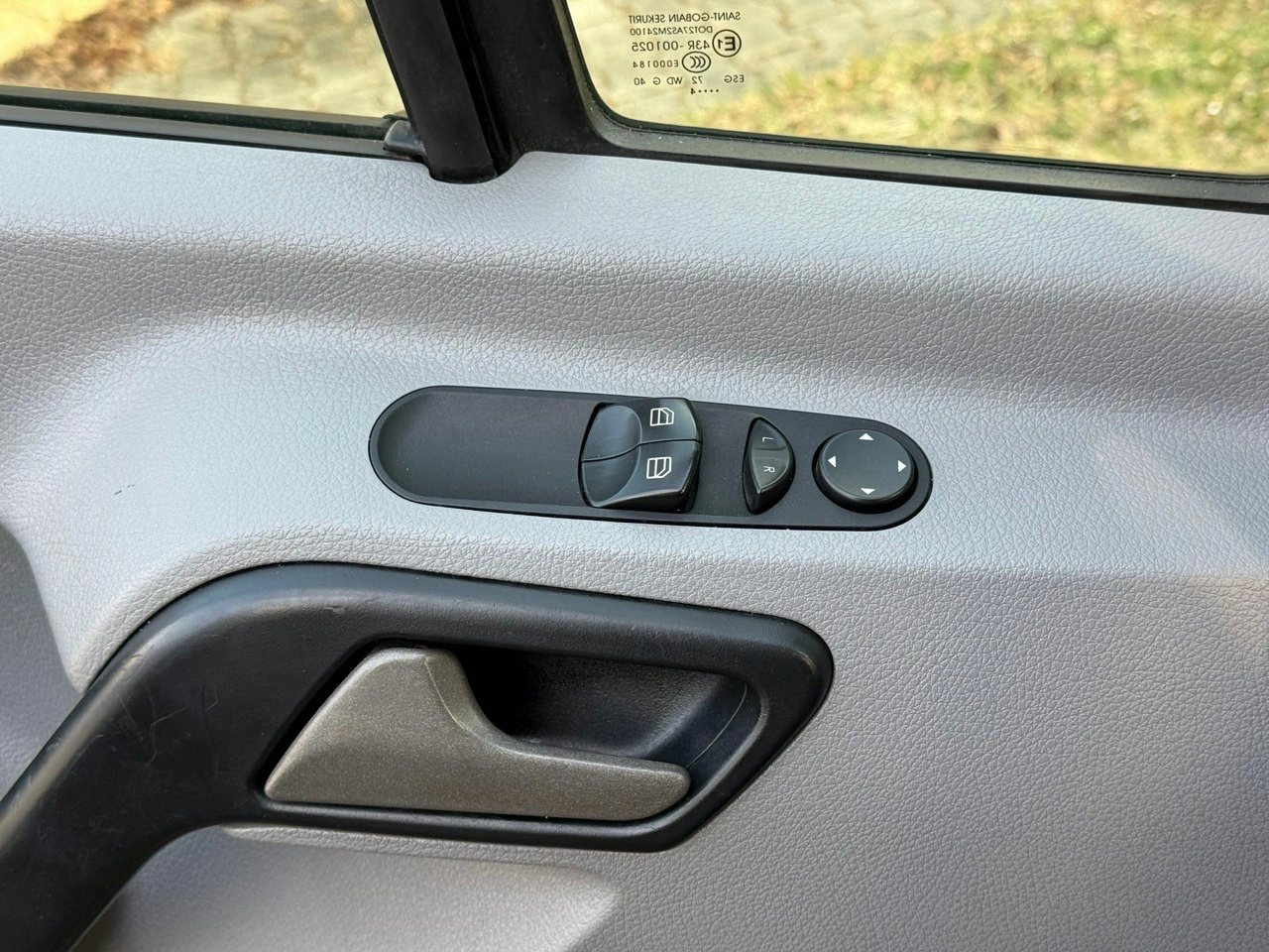 Volkswagen Crafter - Zdjęcie 17