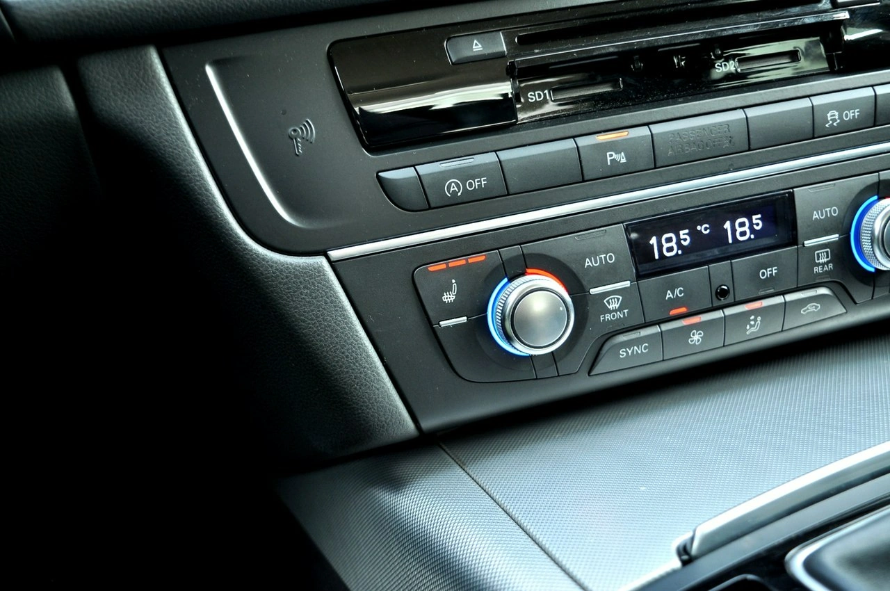 Audi A6 - Zdjęcie 15