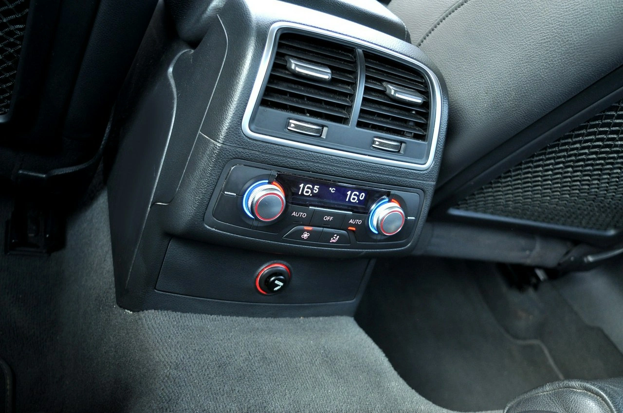 Audi A6 - Zdjęcie 18