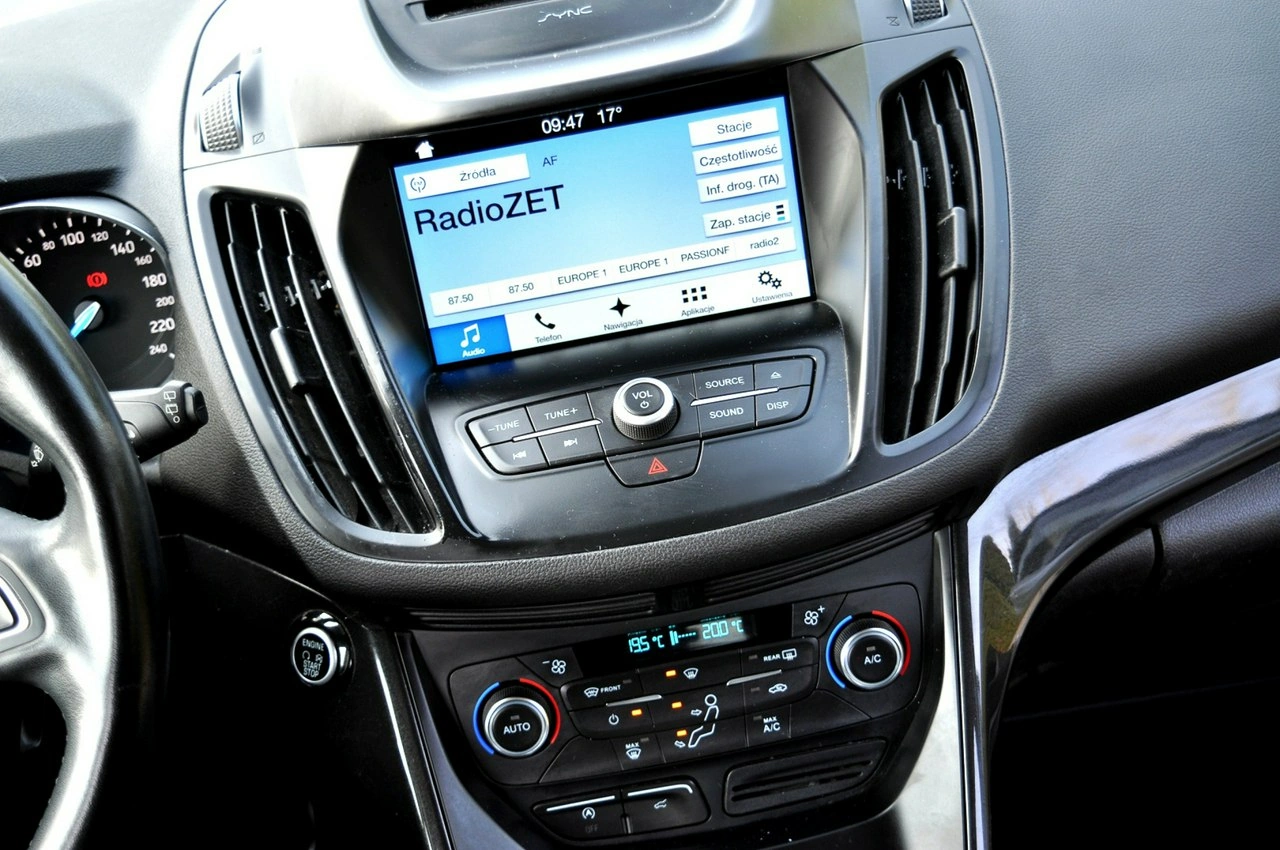 Ford Kuga - Zdjęcie 13