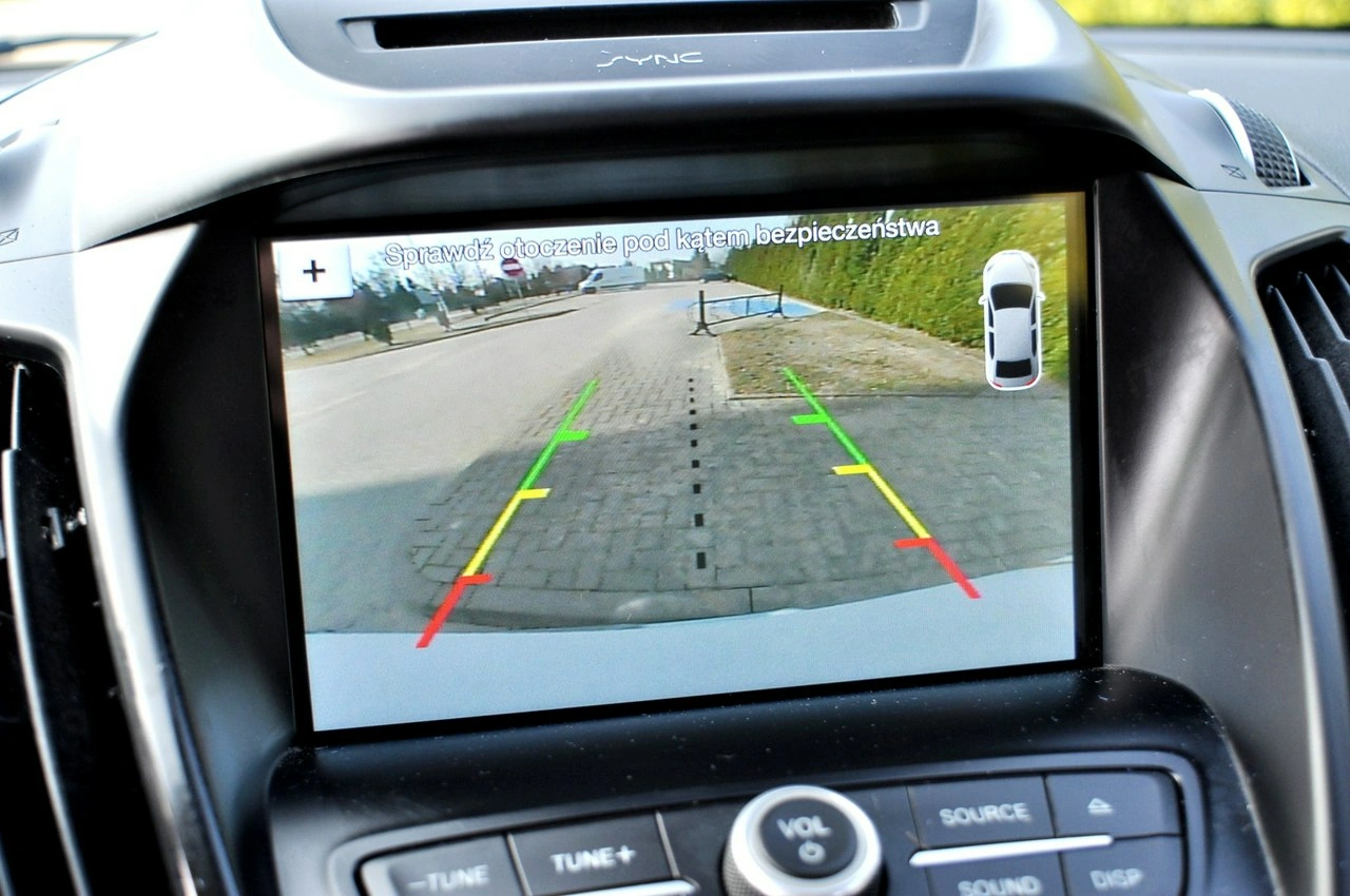 Ford Kuga - Zdjęcie 25