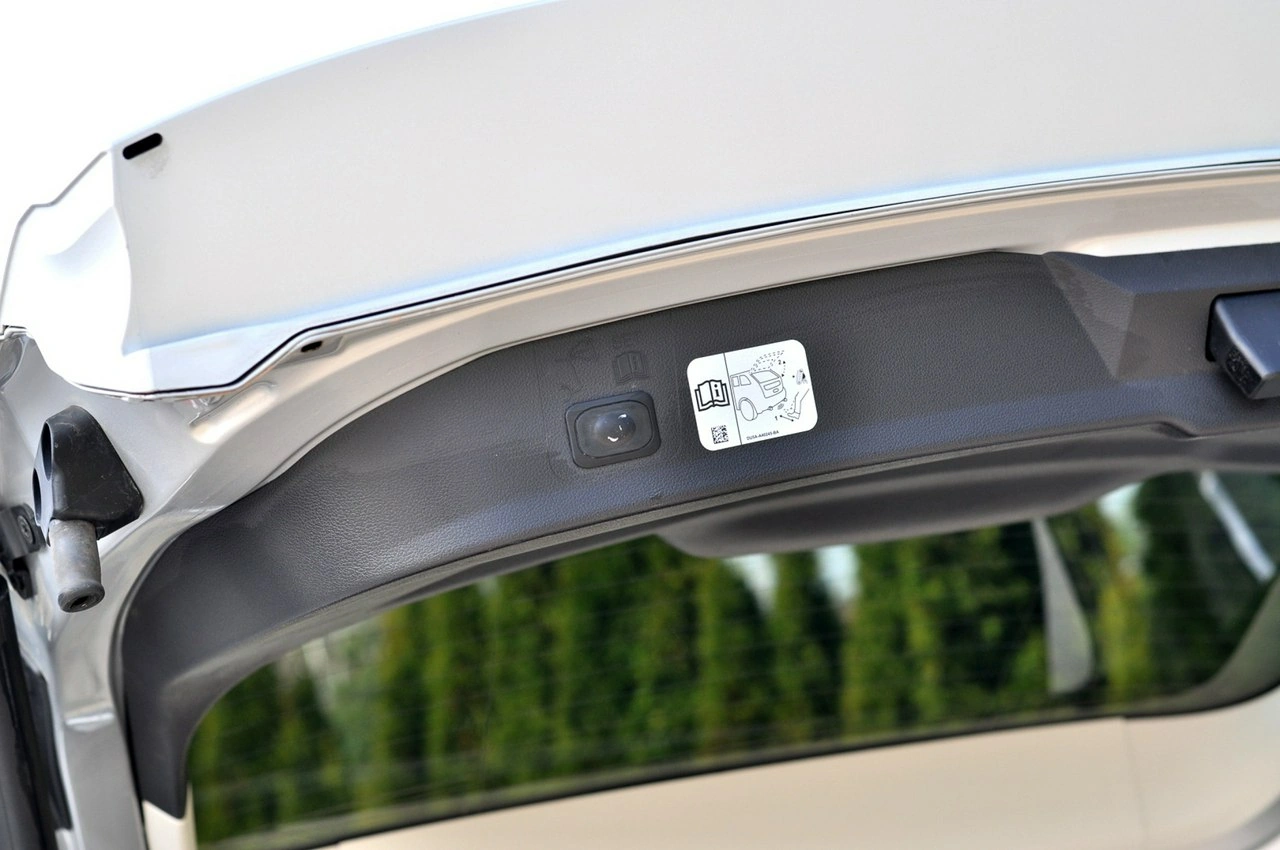 Ford Kuga - Zdjęcie 36