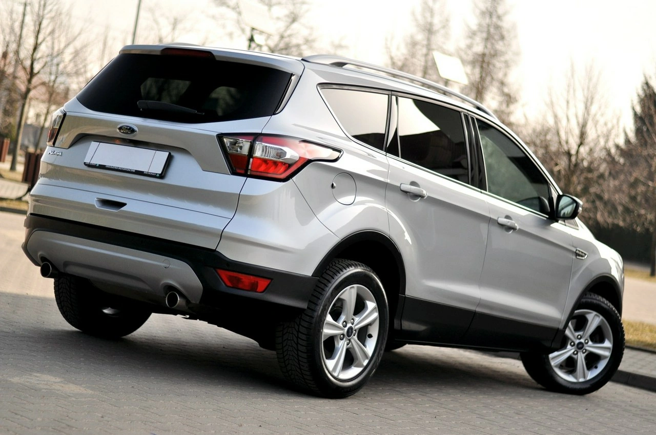 Ford Kuga - Zdjęcie 3