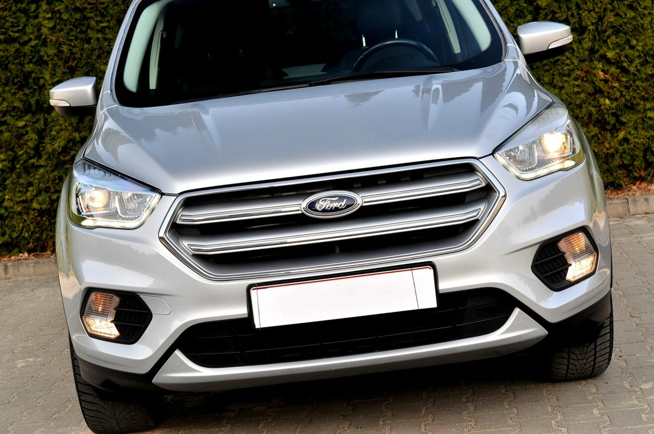 Ford Kuga - Zdjęcie 4
