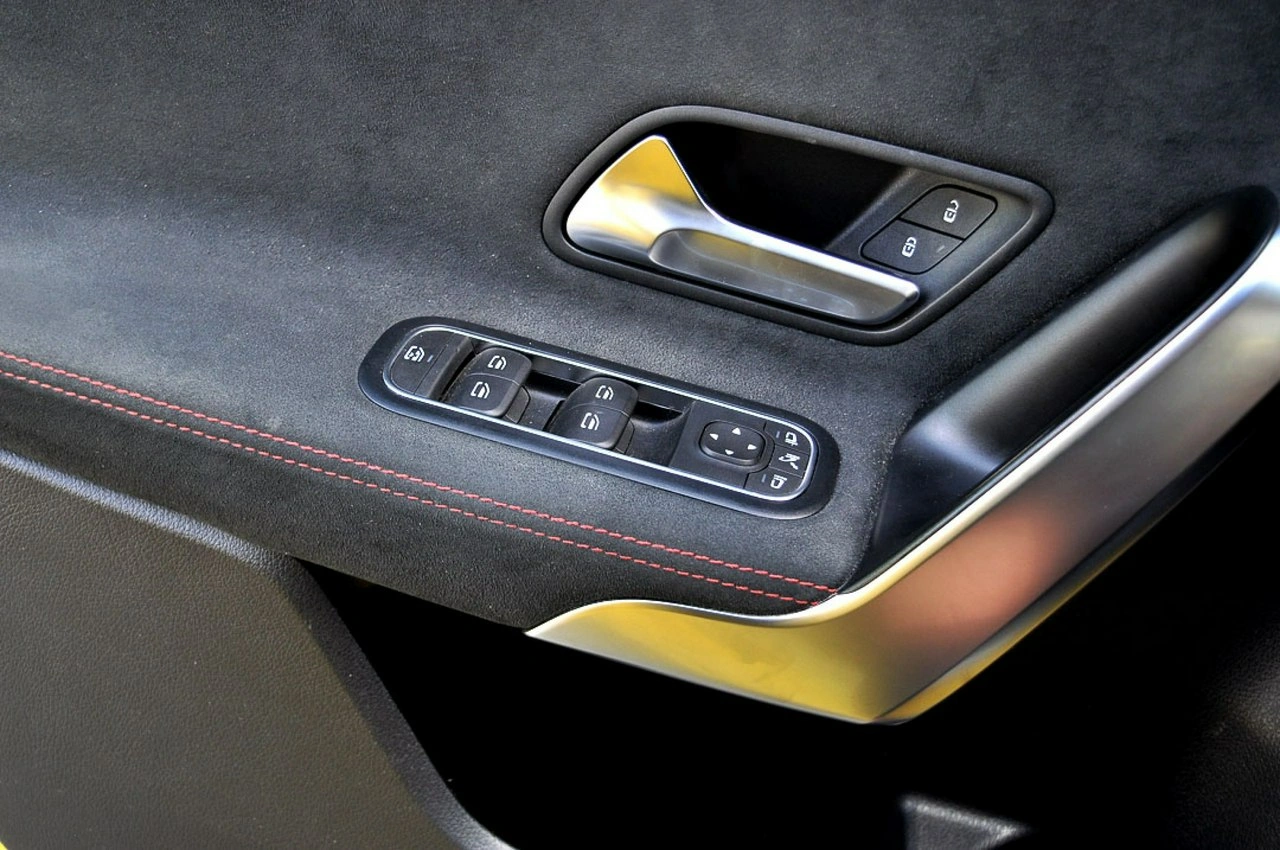 Mercedes A 180 - Zdjęcie 25