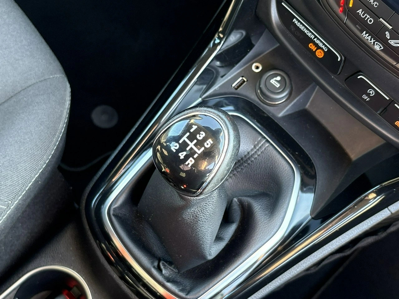 Ford B-Max - Zdjęcie 17