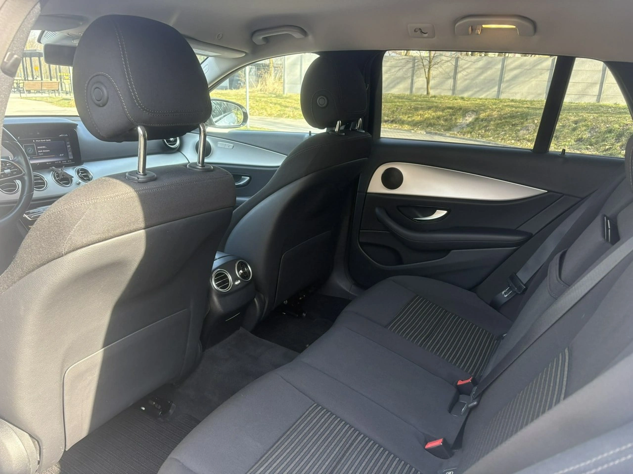 Mercedes E 300 - Zdjęcie 10