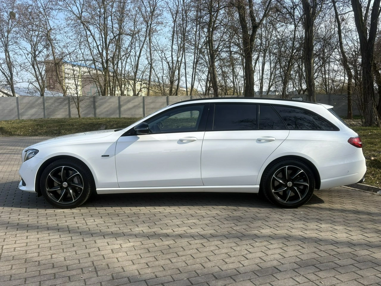 Mercedes E 300 - Zdjęcie 3