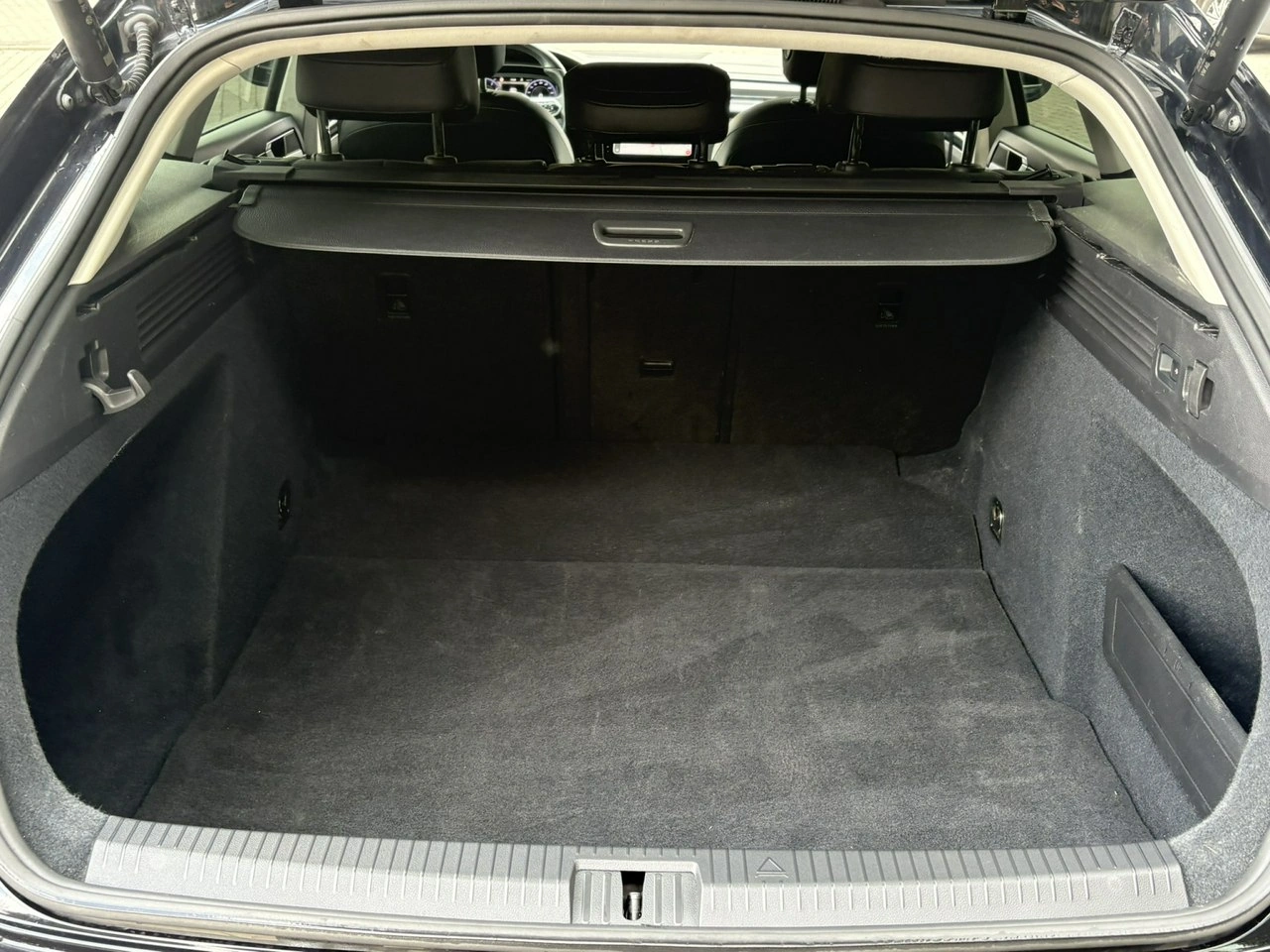 Volkswagen Arteon - Zdjęcie 10