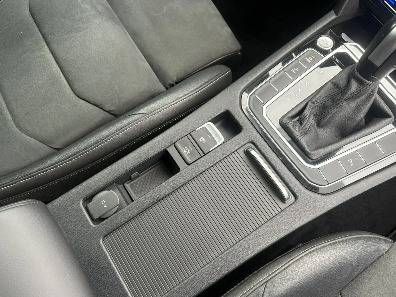 Volkswagen Arteon - Zdjęcie 19