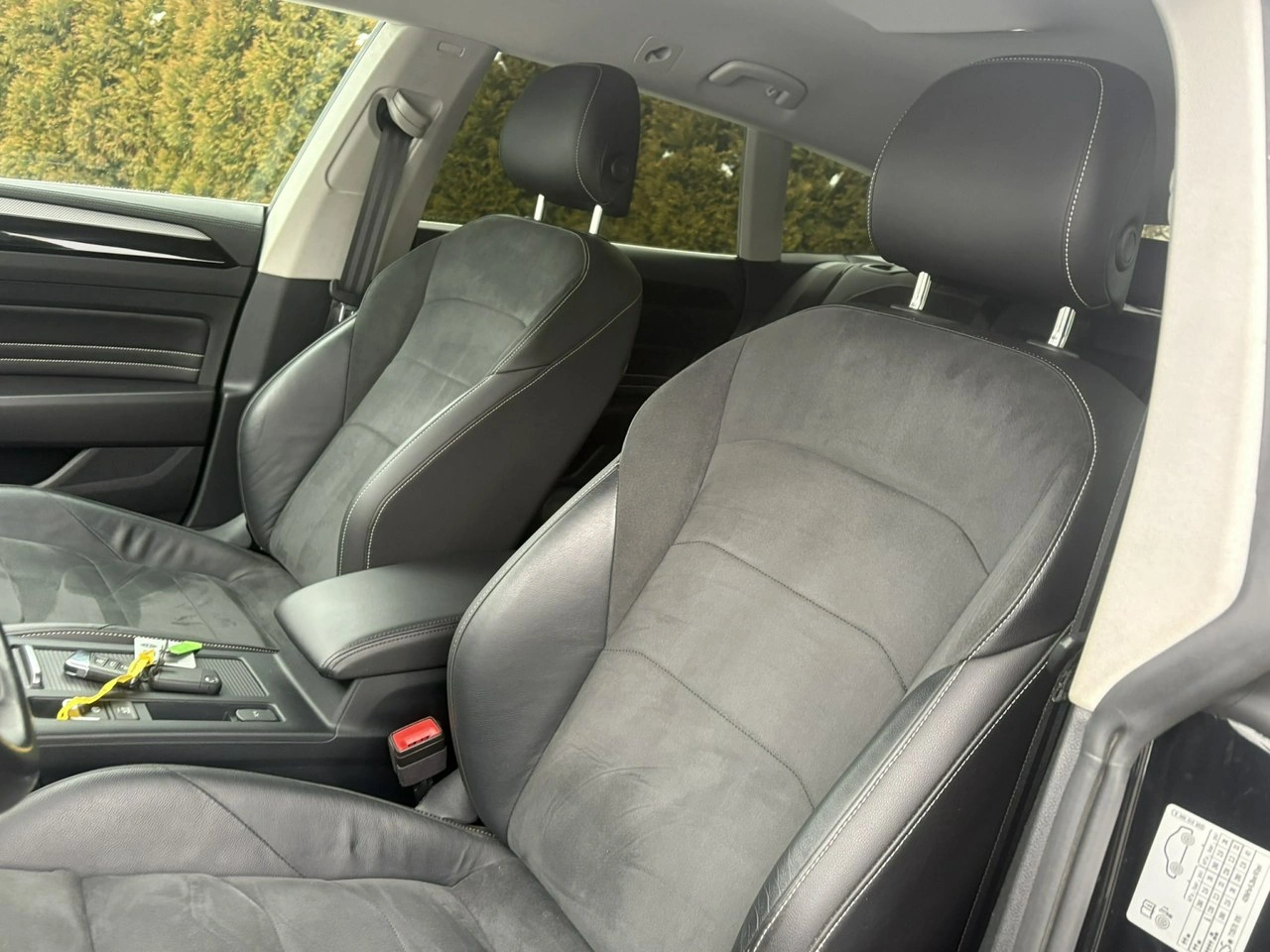 Volkswagen Arteon - Zdjęcie 23