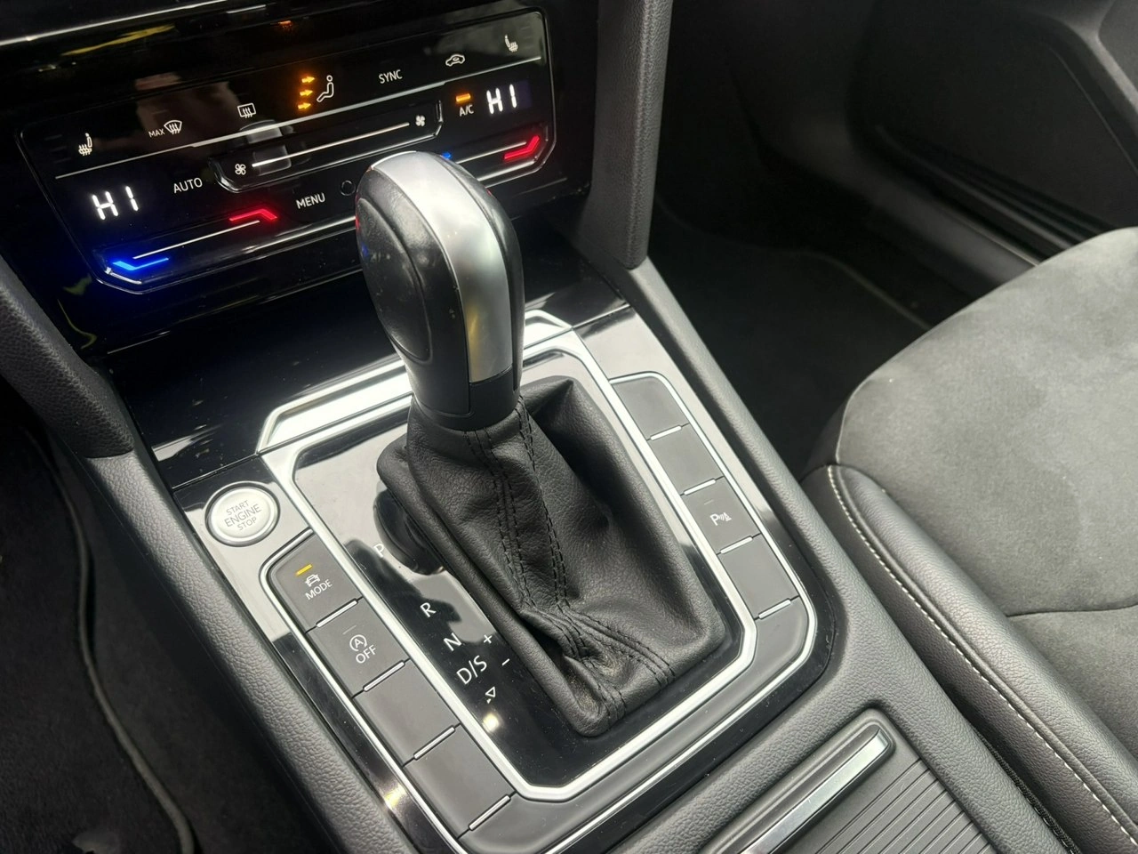 Volkswagen Arteon - Zdjęcie 33