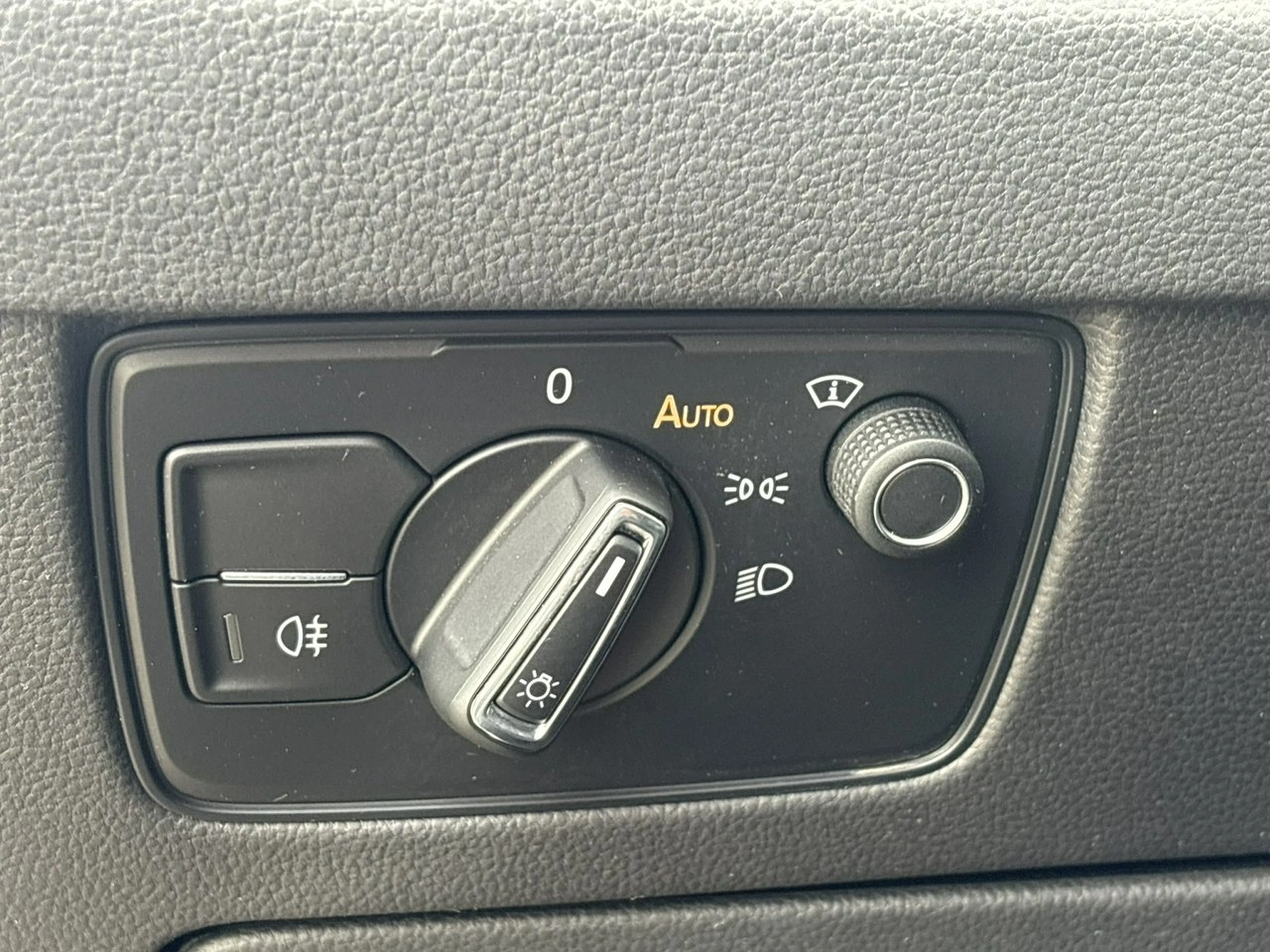 Volkswagen Arteon - Zdjęcie 33