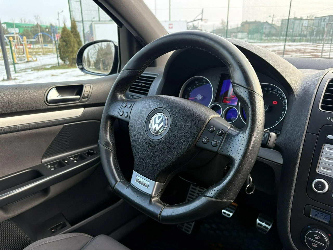 Volkswagen Golf - Zdjęcie 13
