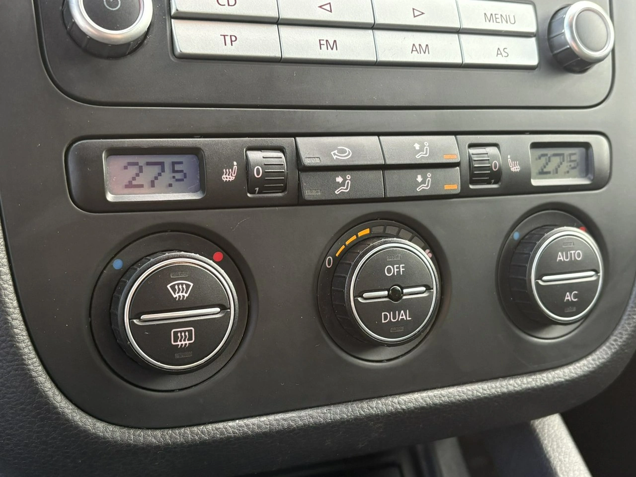 Volkswagen Golf - Zdjęcie 22