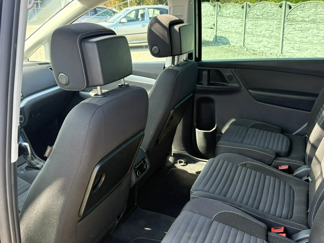 Volkswagen Sharan - Zdjęcie 9