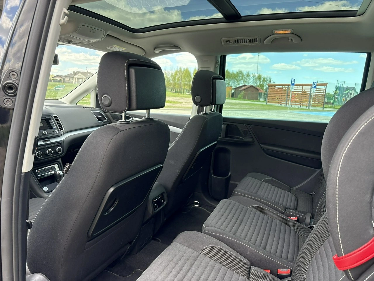 Volkswagen Sharan - Zdjęcie 9