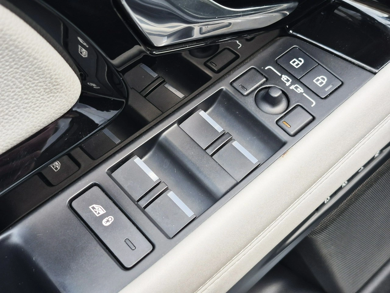 Land Rover Range Rover Evoque - Zdjęcie 17