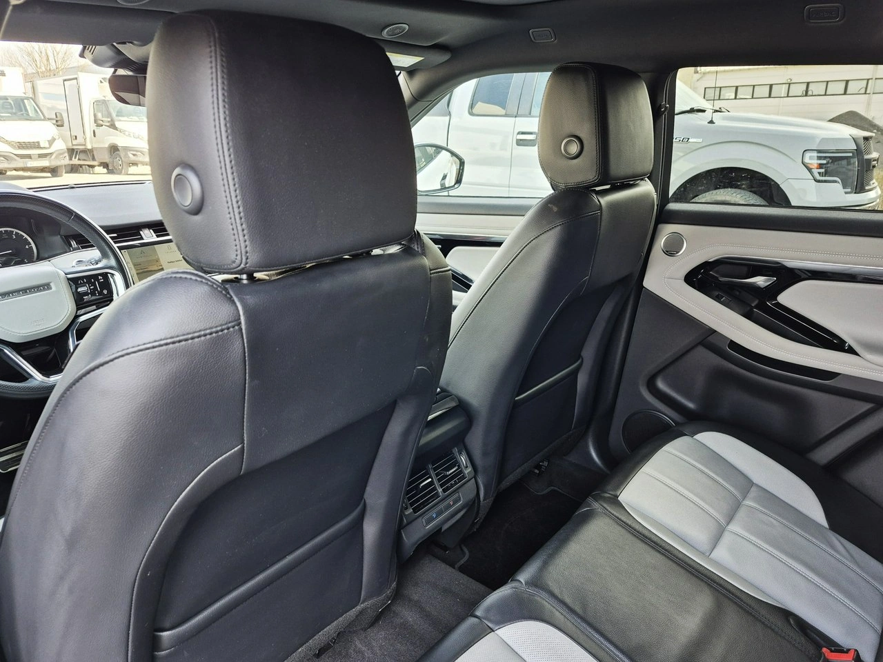 Land Rover Range Rover Evoque - Zdjęcie 27