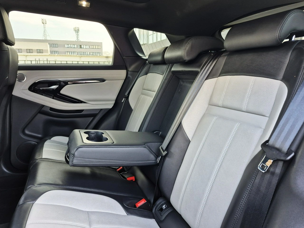 Land Rover Range Rover Evoque - Zdjęcie 29