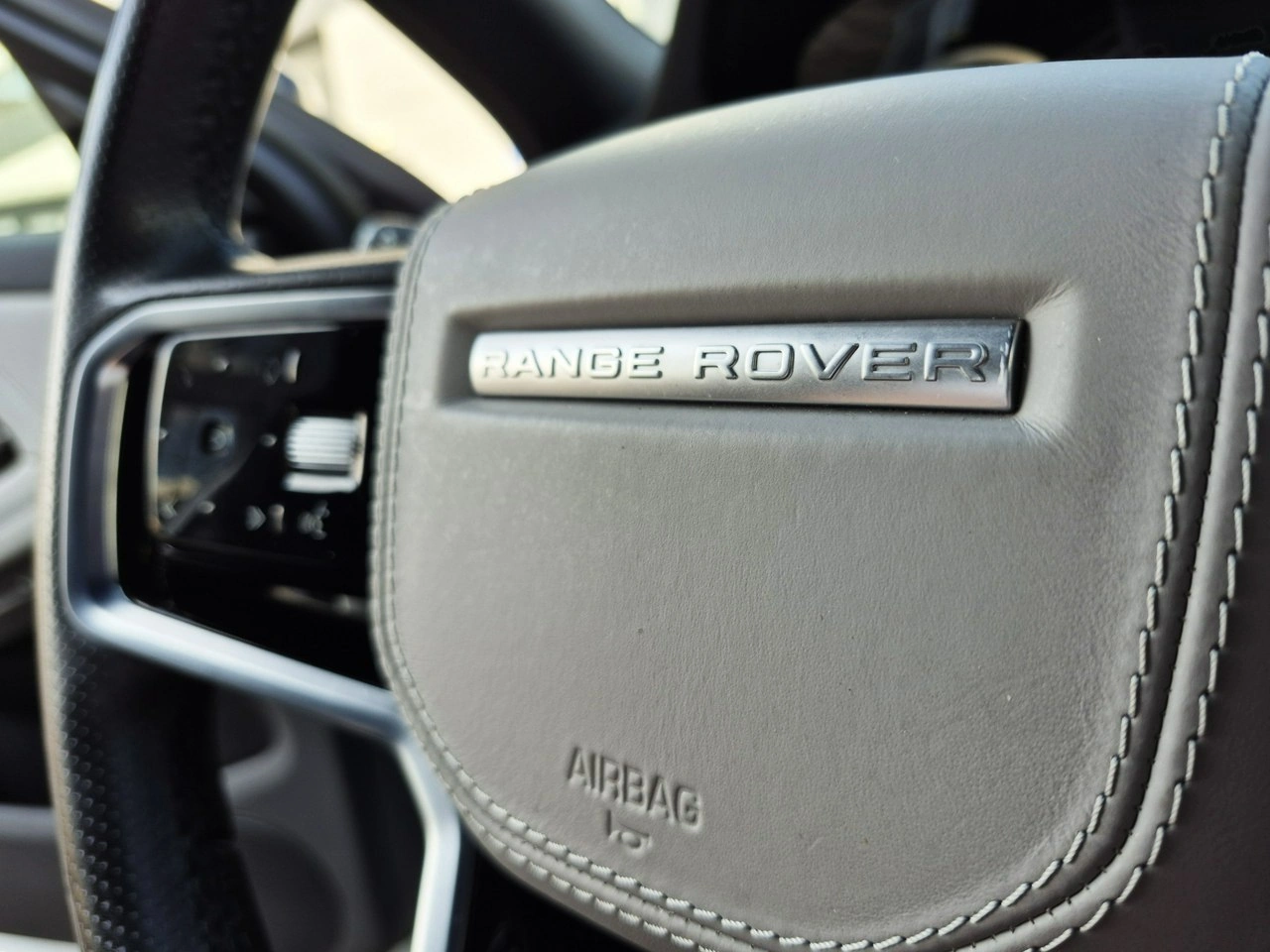 Land Rover Range Rover Evoque - Zdjęcie 40