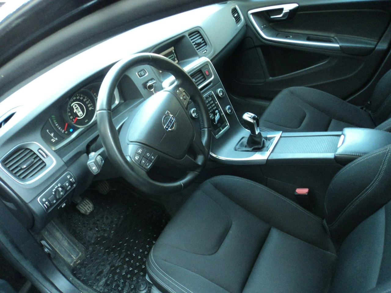 Volvo S60 - Zdjęcie 9