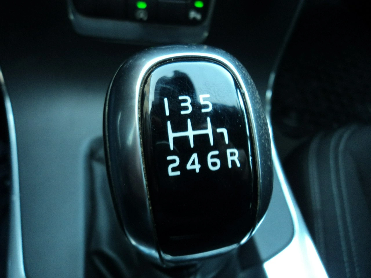 Volvo S60 - Zdjęcie 10