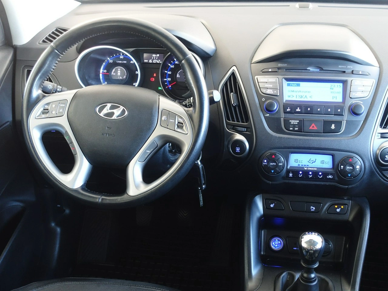 Hyundai ix35 - Zdjęcie 21