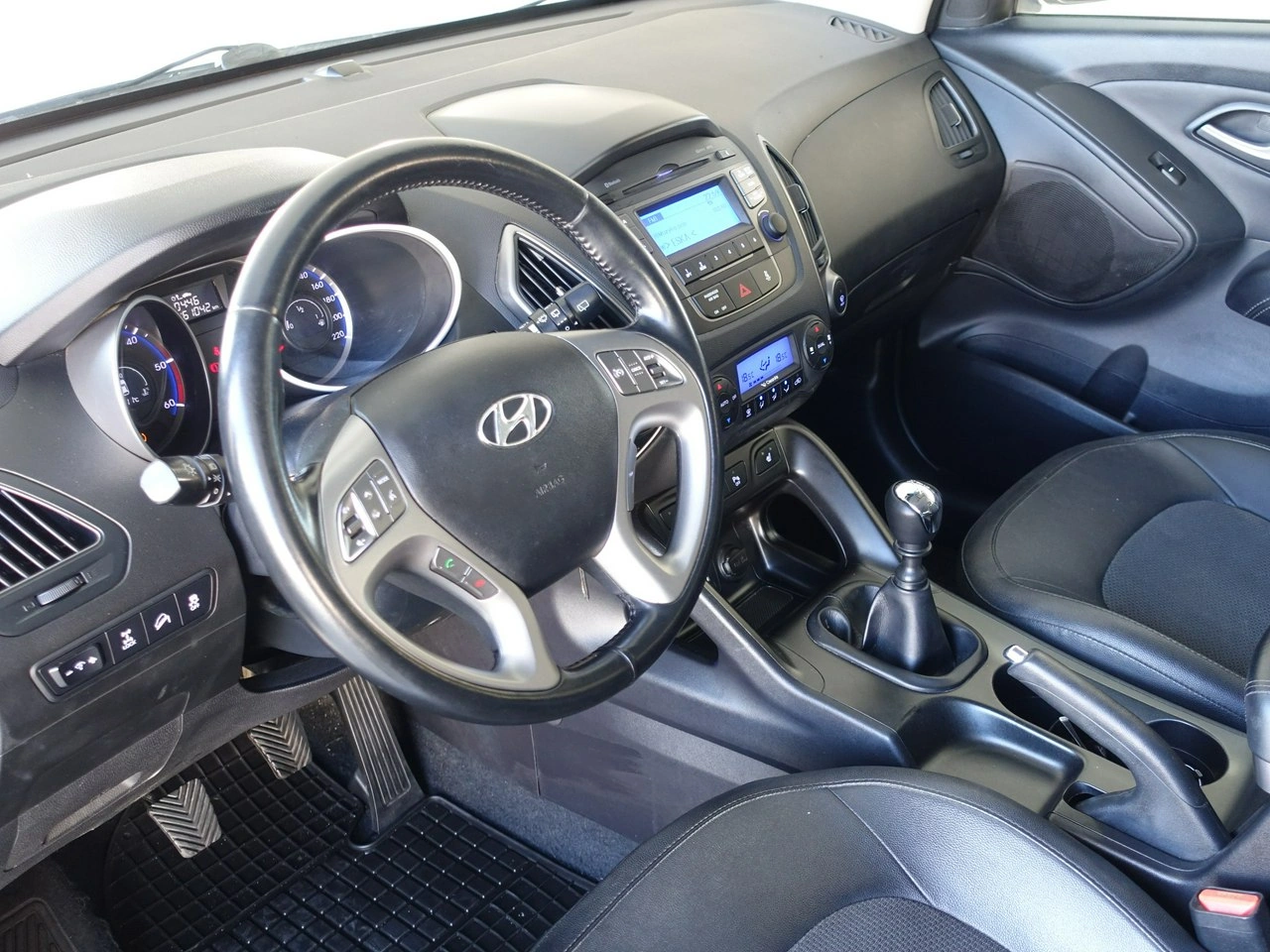 Hyundai ix35 - Zdjęcie 12