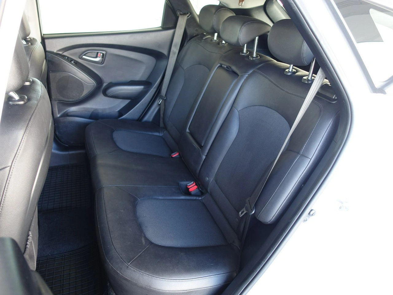 Hyundai ix35 - Zdjęcie 17