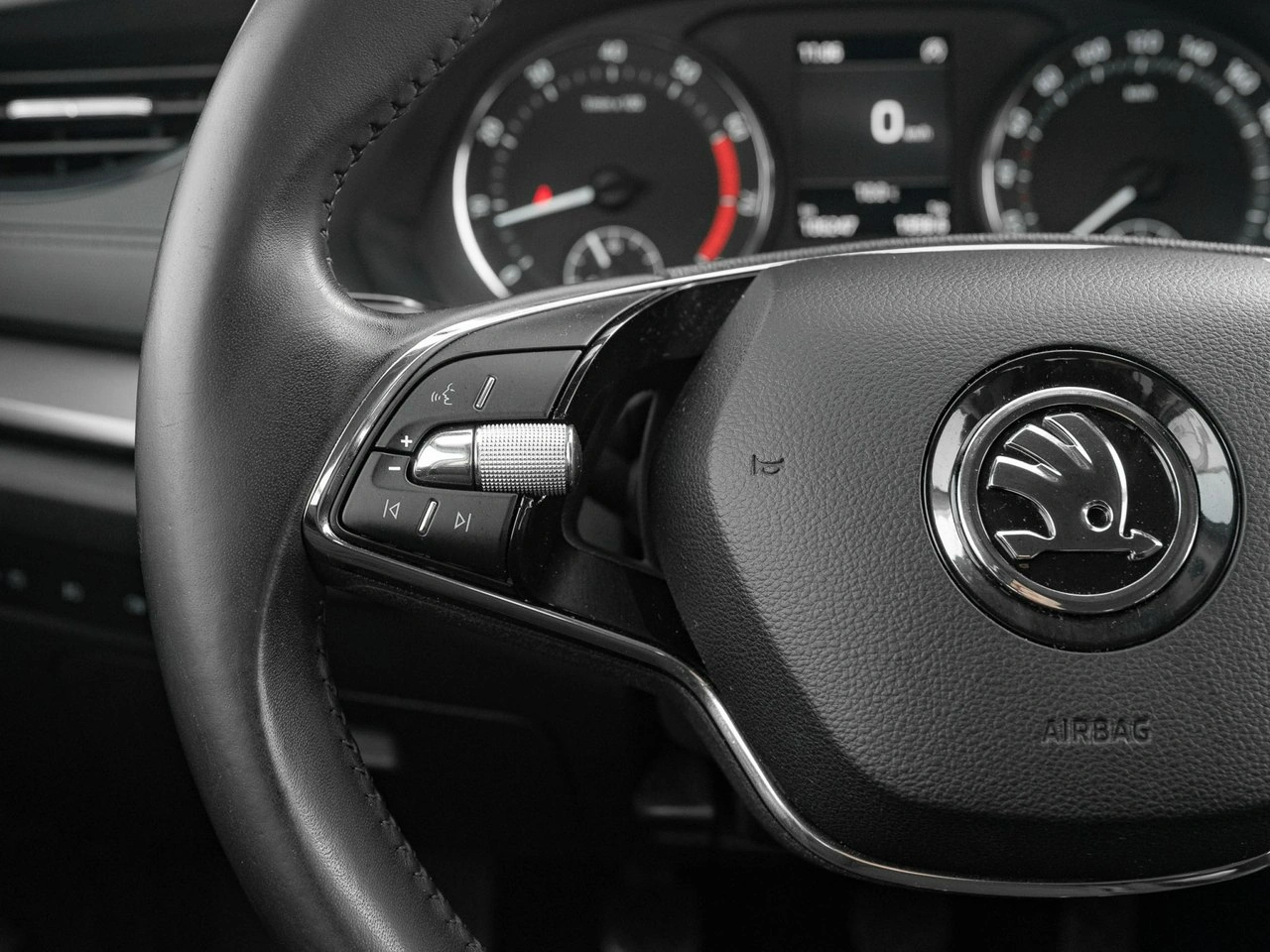 Skoda Octavia - Zdjęcie 14