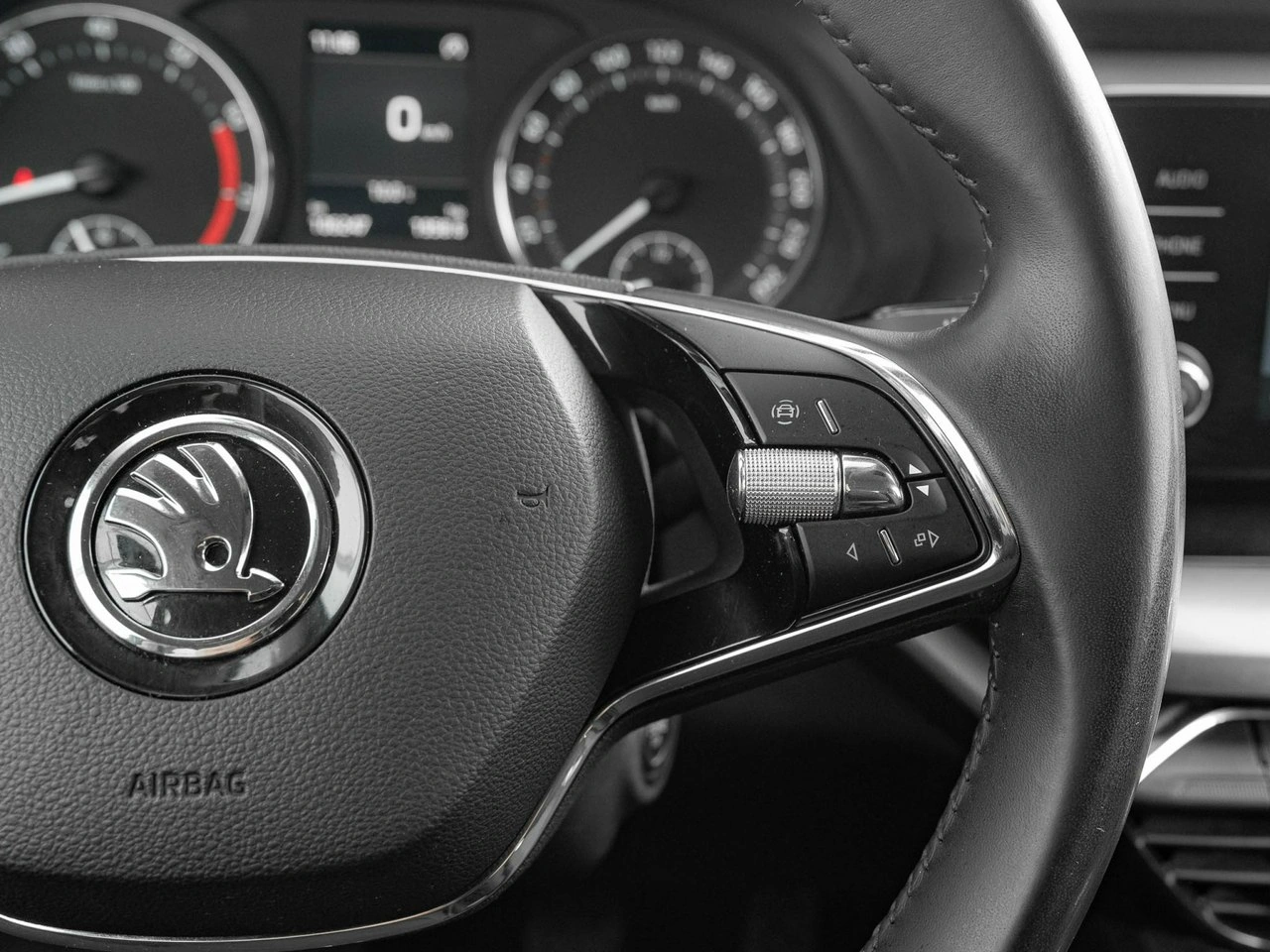 Skoda Octavia - Zdjęcie 15