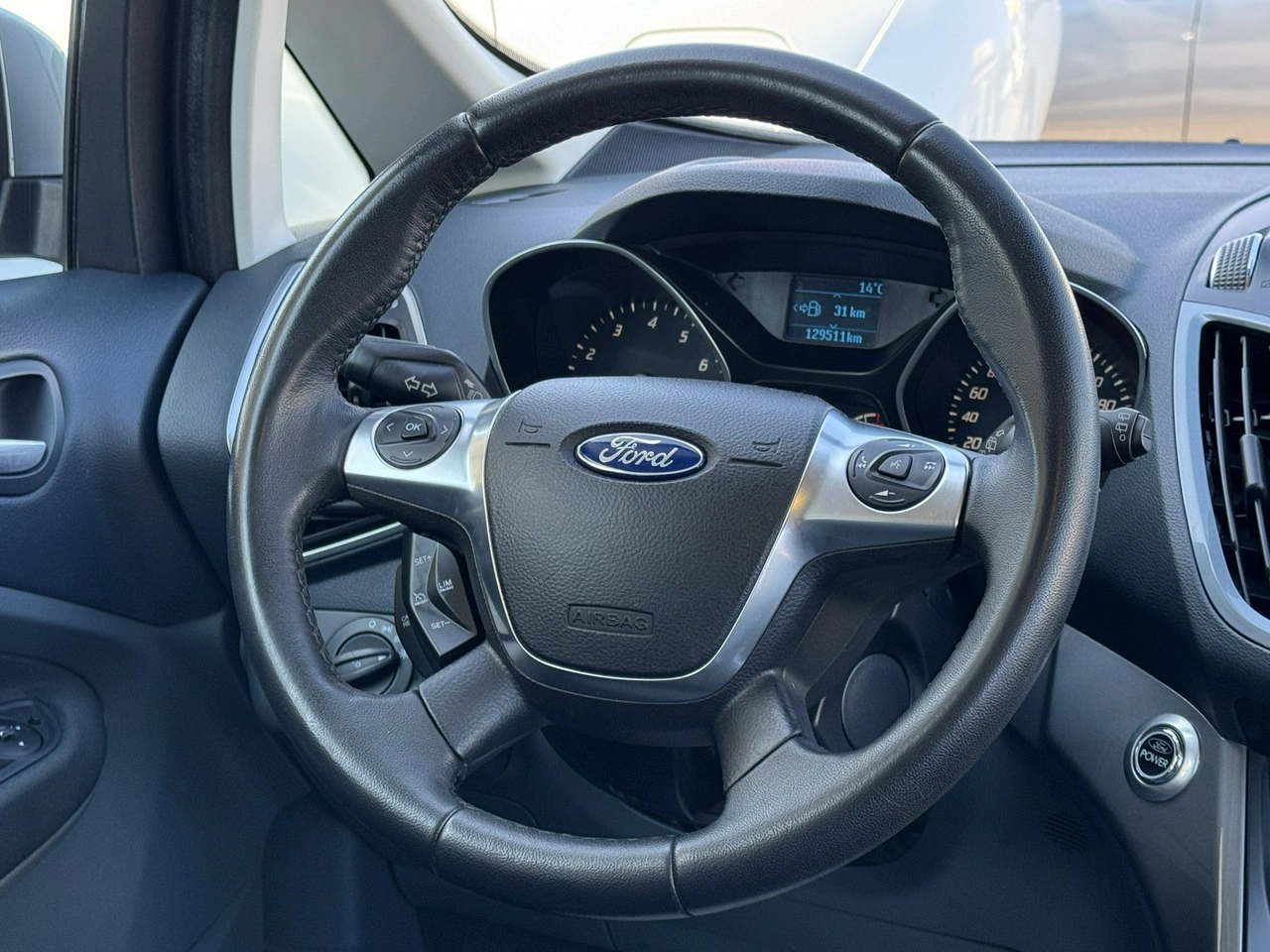 Ford C-MAX - Zdjęcie 24