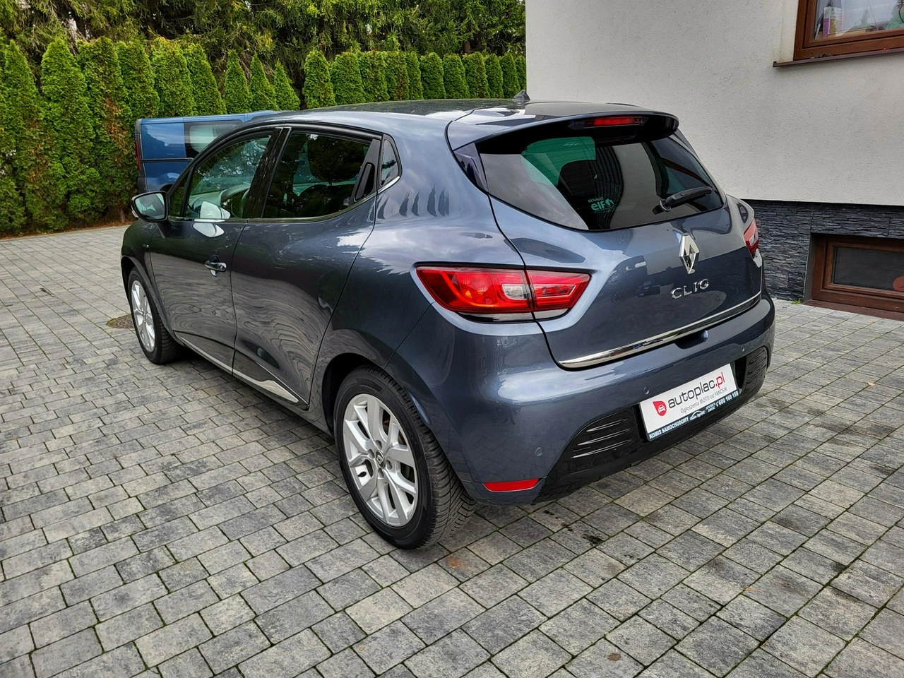 Renault Clio - Zdjęcie 6