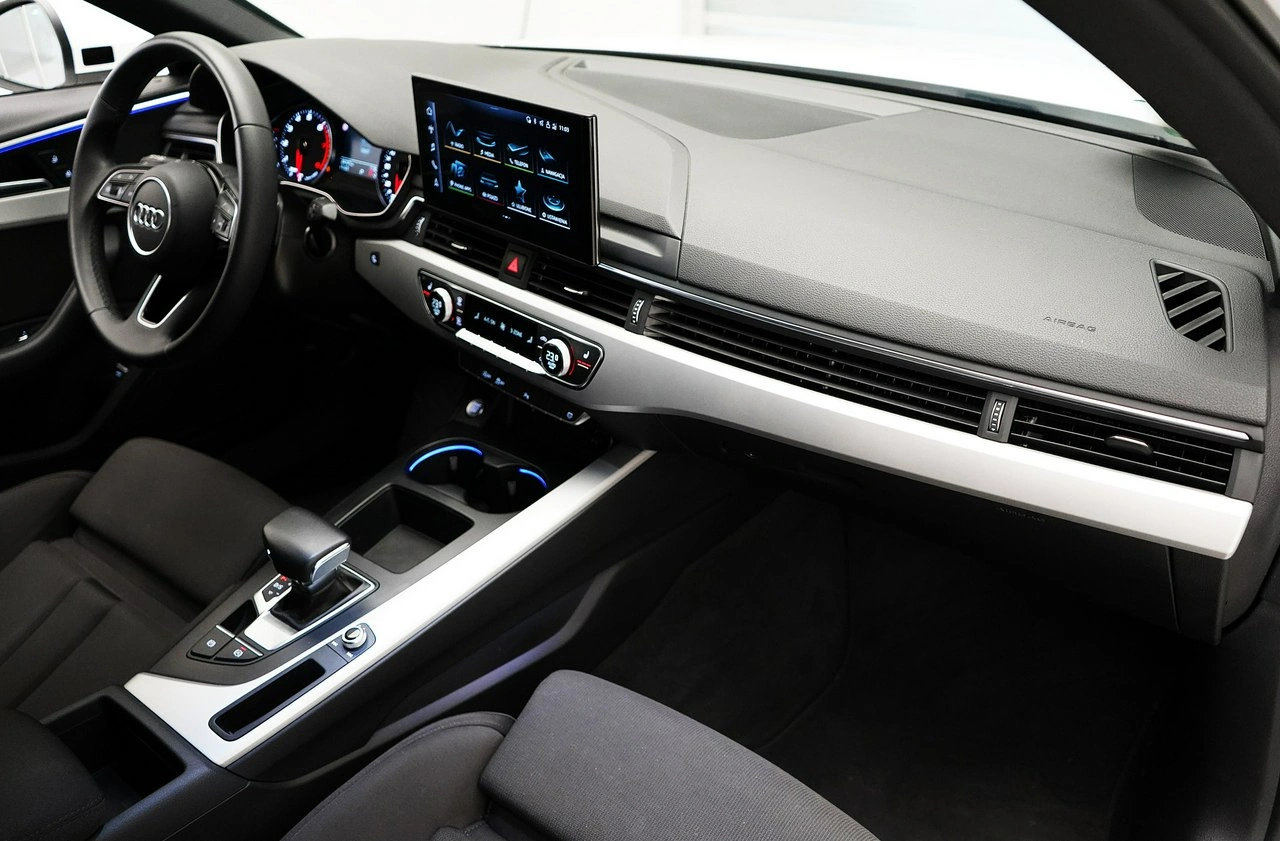 Audi A4 - Zdjęcie 16