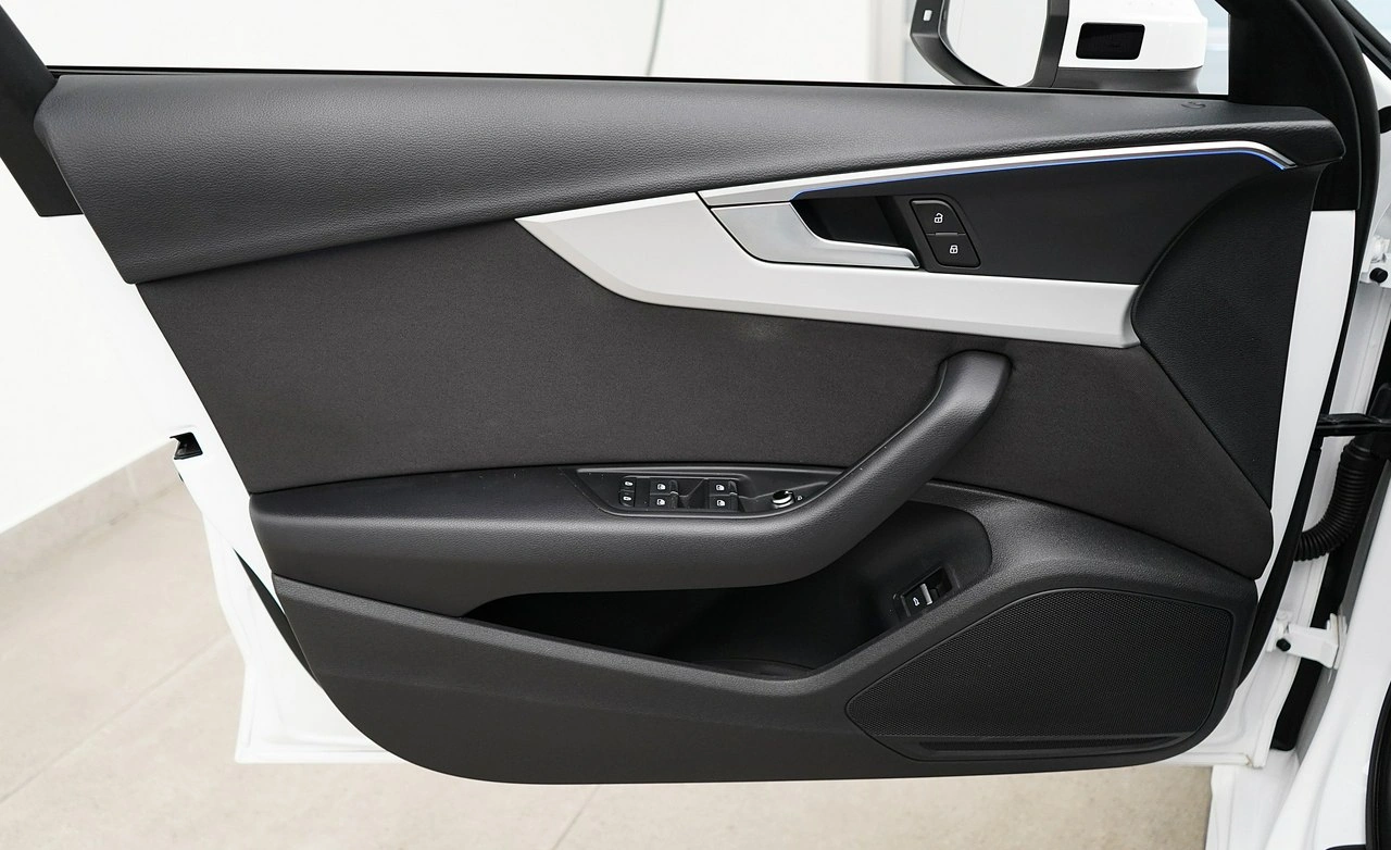 Audi A4 - Zdjęcie 20