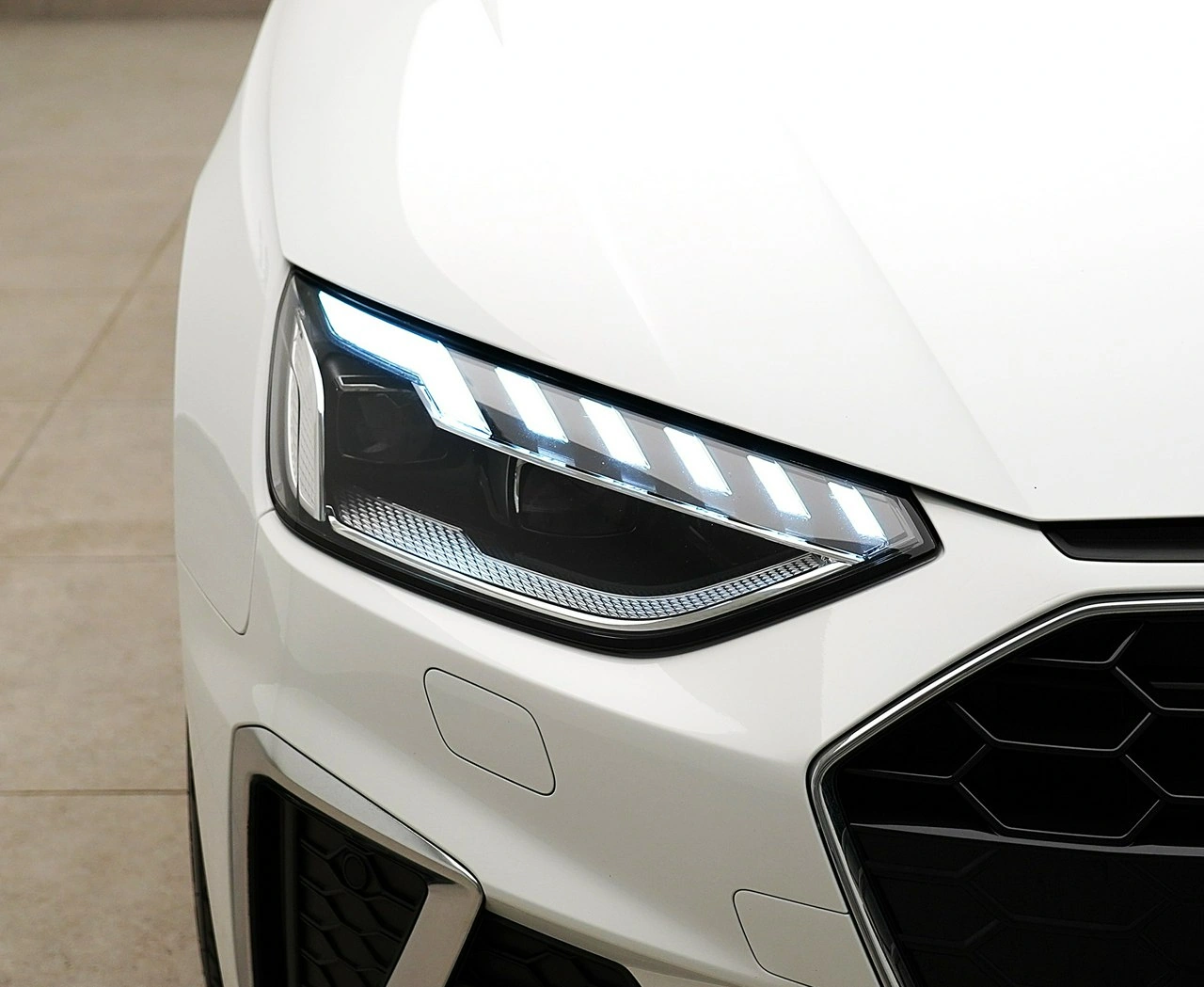 Audi A4 - Zdjęcie 6