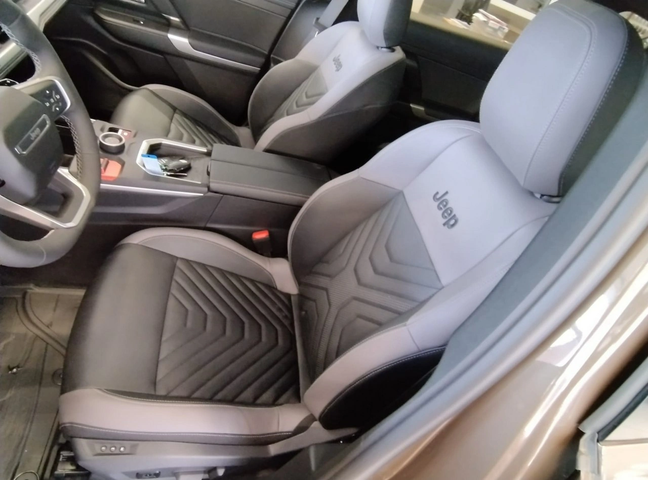 Jeep Compass - Zdjęcie 10