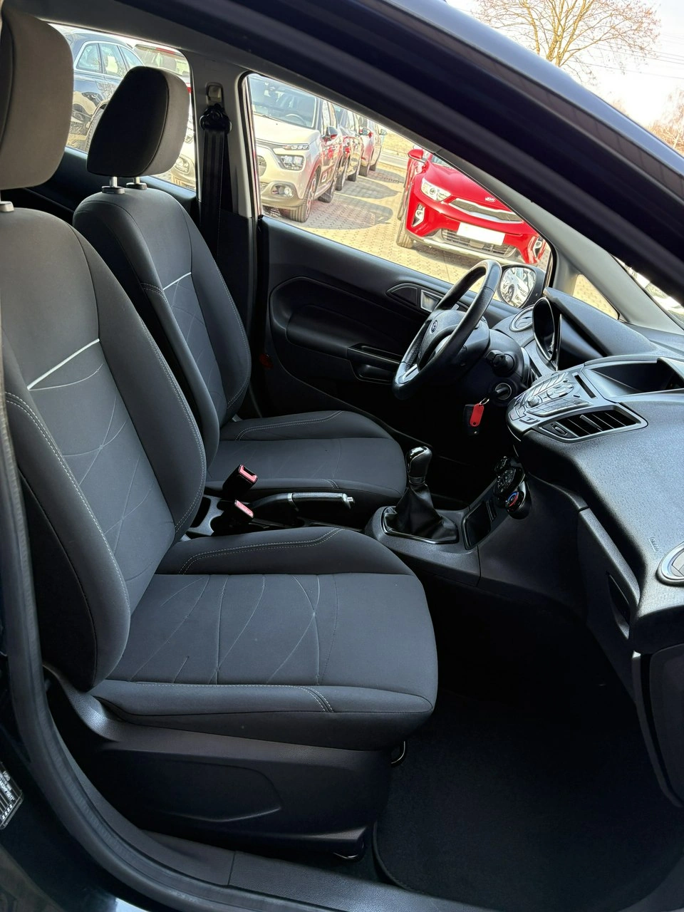 Ford Fiesta - Zdjęcie 16
