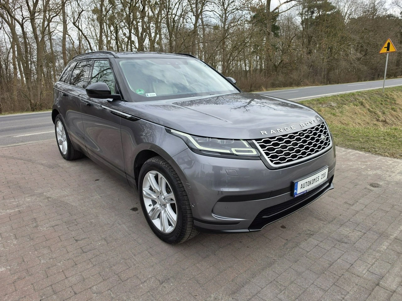 Land Rover Range Rover Velar - Zdjęcie 9