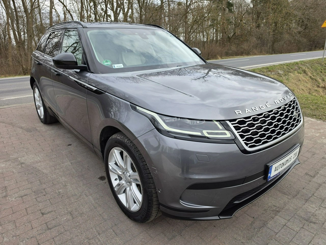 Land Rover Range Rover Velar - Zdjęcie 10