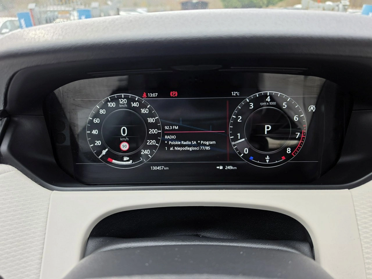 Land Rover Range Rover Velar - Zdjęcie 24