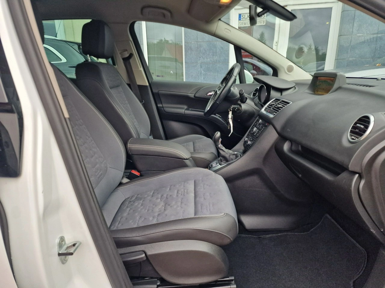 Opel Meriva - Zdjęcie 23