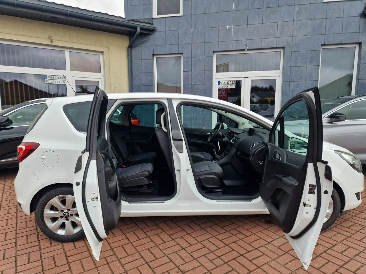 Opel Meriva - Zdjęcie 24