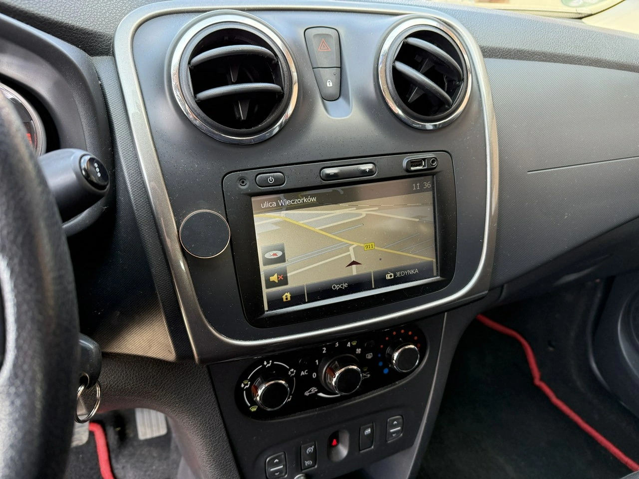 Dacia Sandero Stepway - Zdjęcie 16