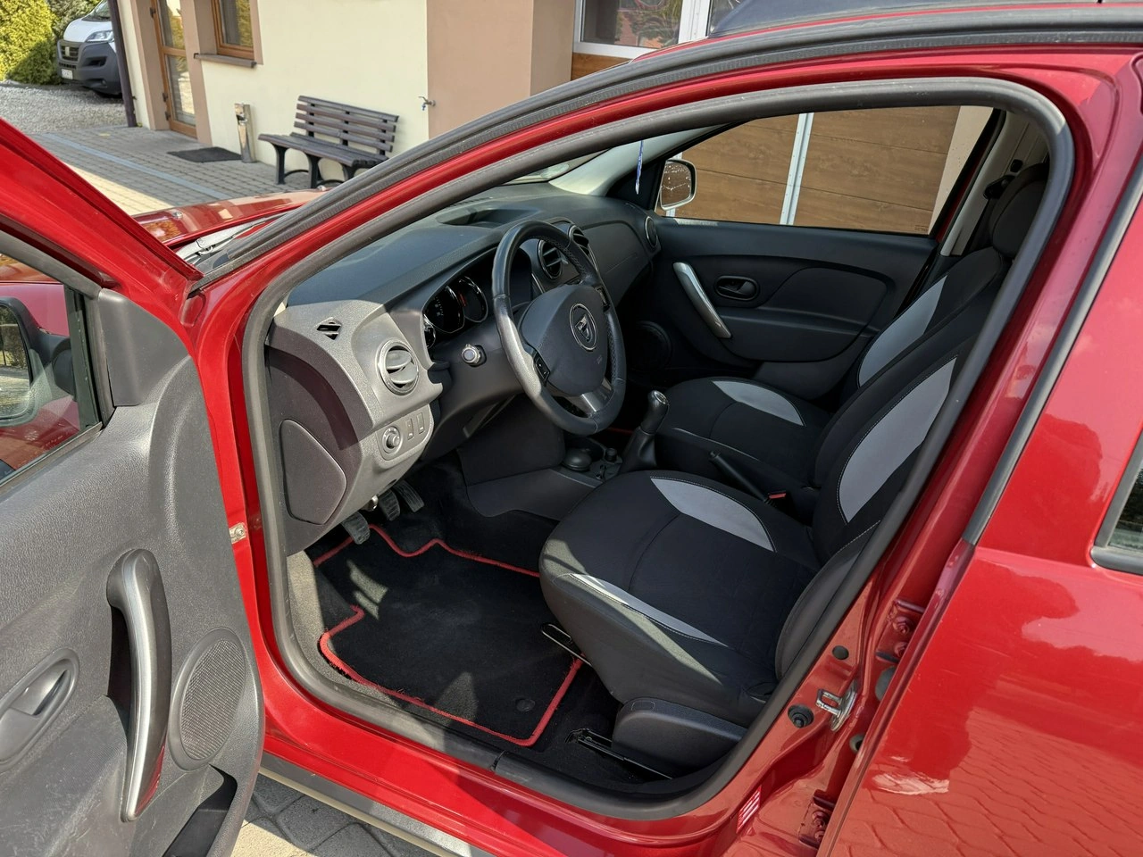 Dacia Sandero Stepway - Zdjęcie 18