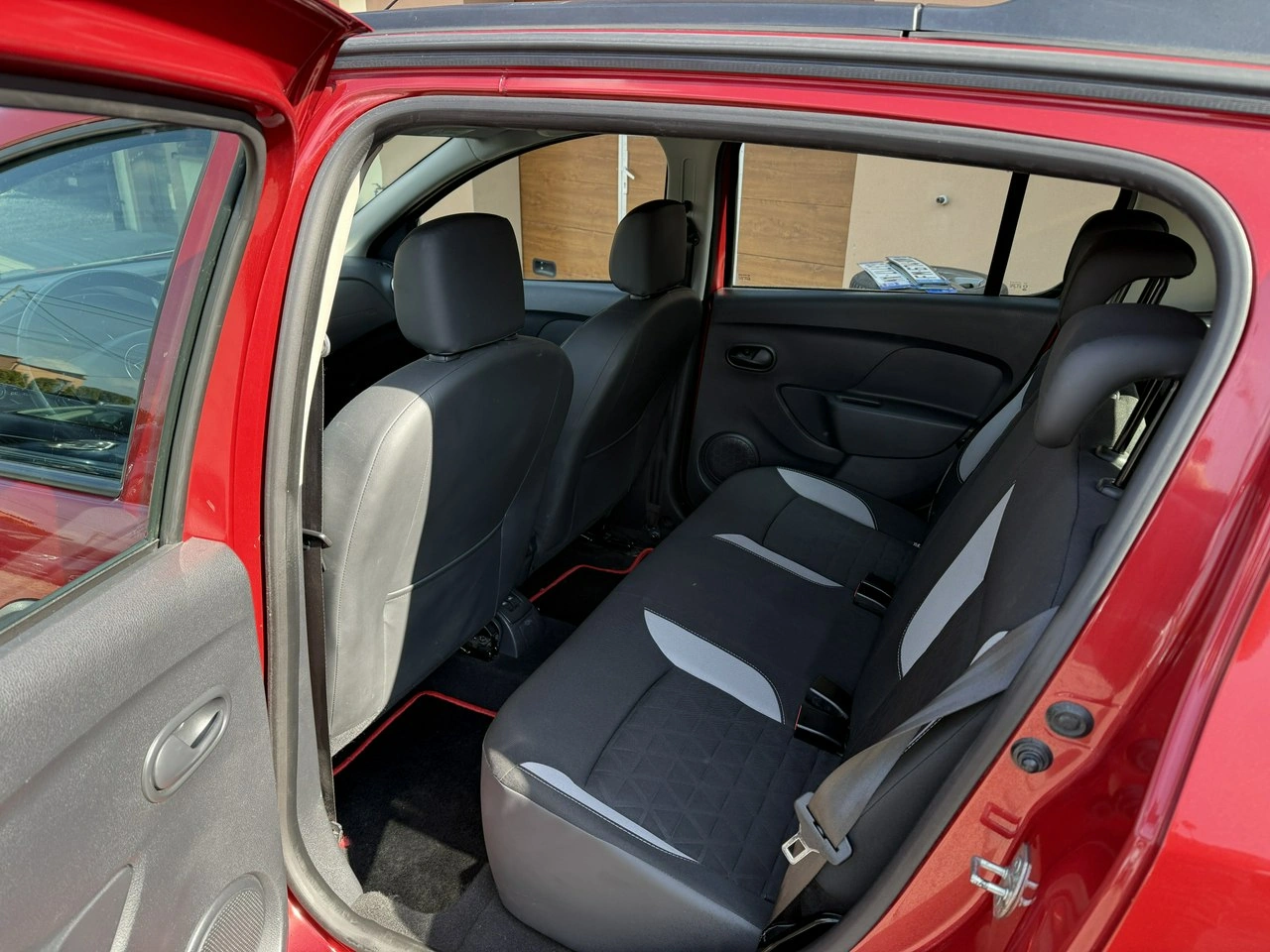 Dacia Sandero Stepway - Zdjęcie 21