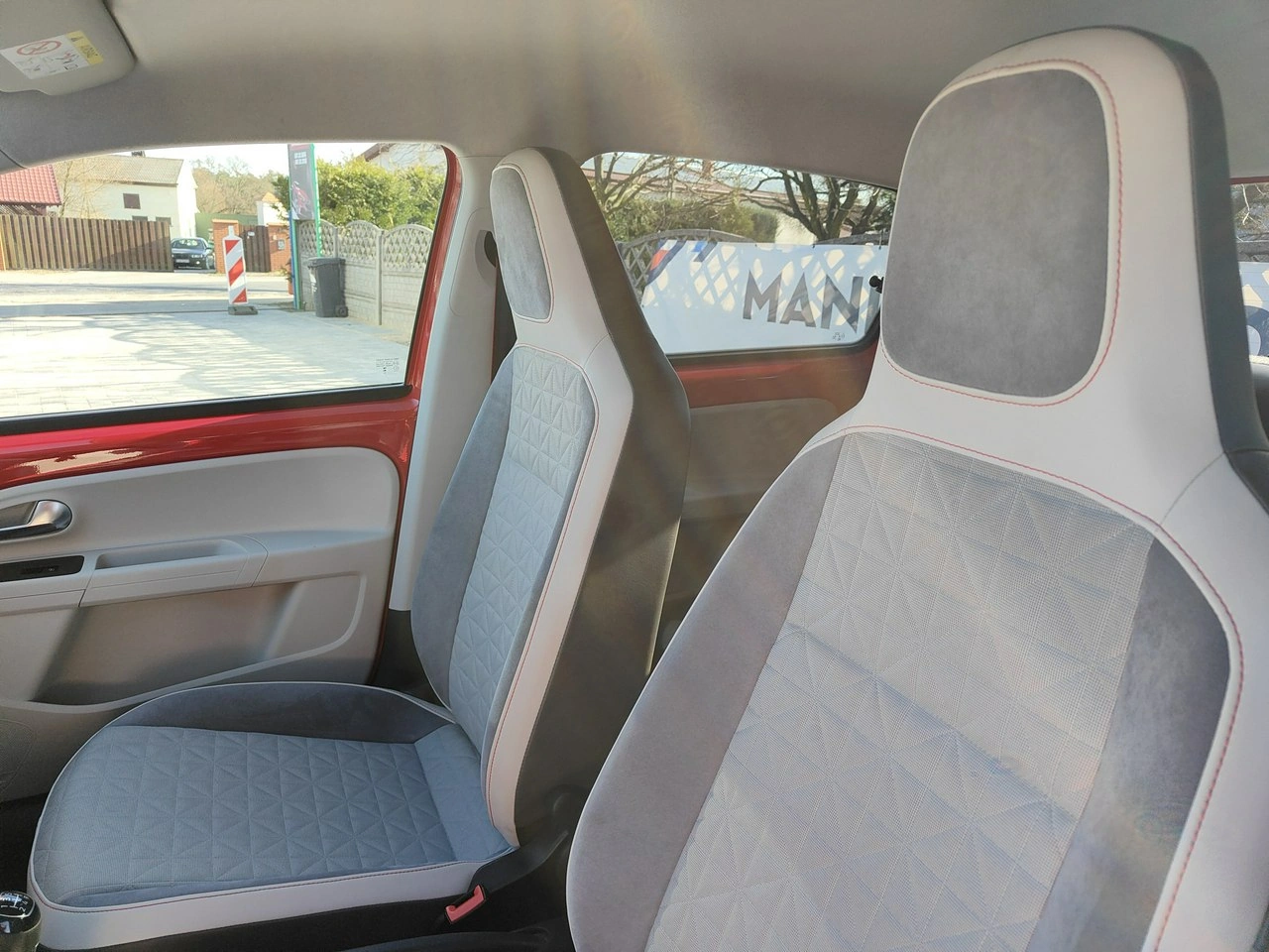 Volkswagen up! - Zdjęcie 12