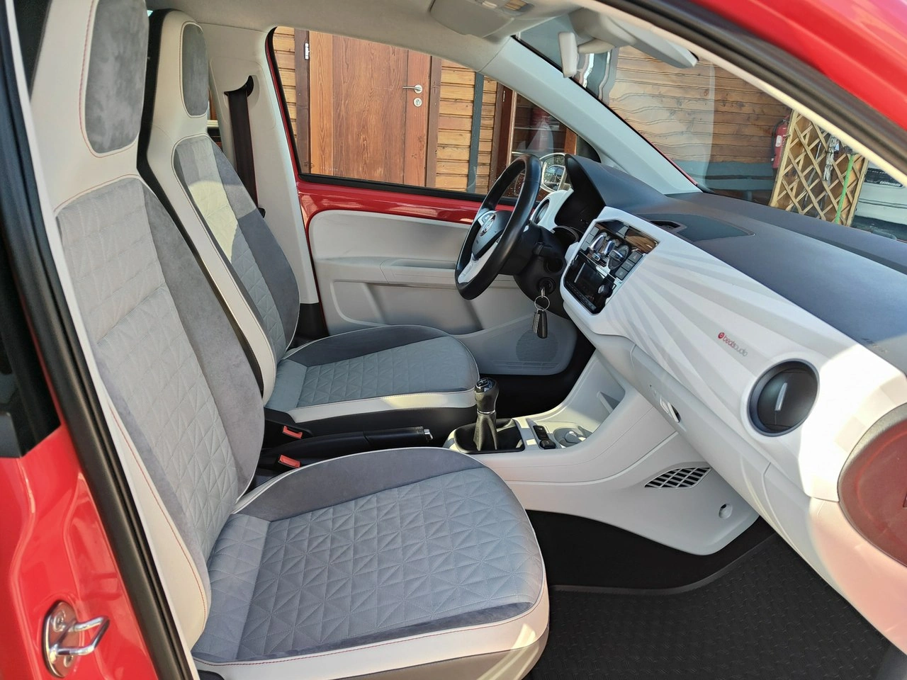 Volkswagen up! - Zdjęcie 16